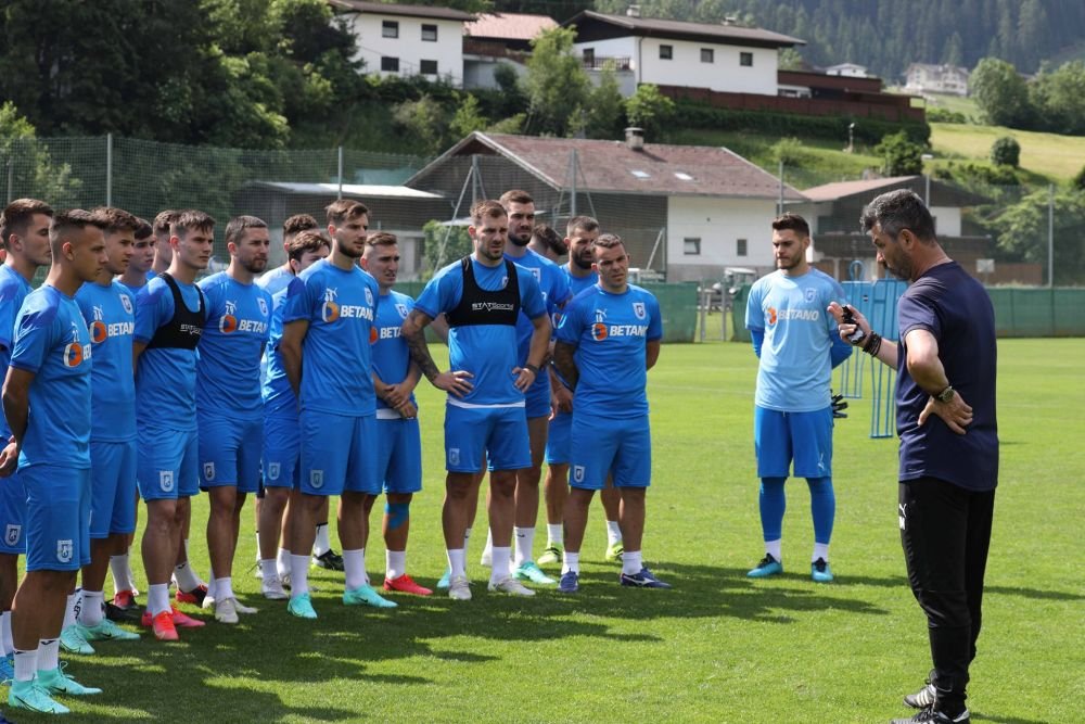 CSU Craiova a plecat in Austria cu un avion personalizat! Jucatorii lui Ouzounidis vor sta intr-un hotel renumit_6