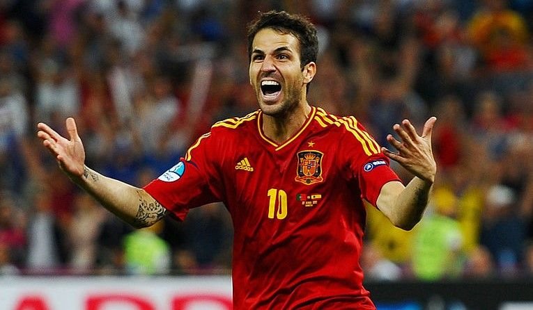 Spania se chinuie la EURO, Cesc Fabregas se relaxeaza in Mykonos. Imagini superbe surprinse de paparazzi cu familia ibericului _5