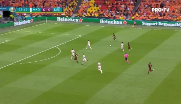 GOOOOL TARILE DE JOS! Memphis deschide scorul cu un sut din interiorul careului