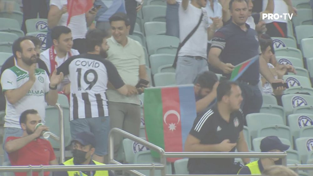 Cel mai inventiv fan de la EURO 2020? Ce tricou a purtat un turc din tribune