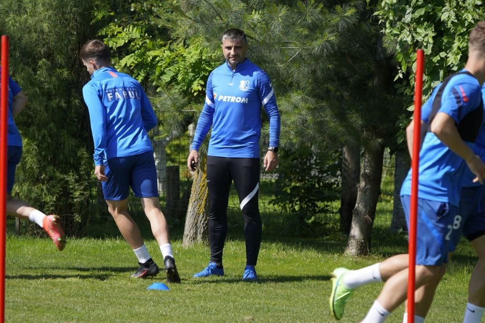 Gica Hagi a condus primul antrenament al Farului Constanta! 28 de fotbalisti, sub comanda 