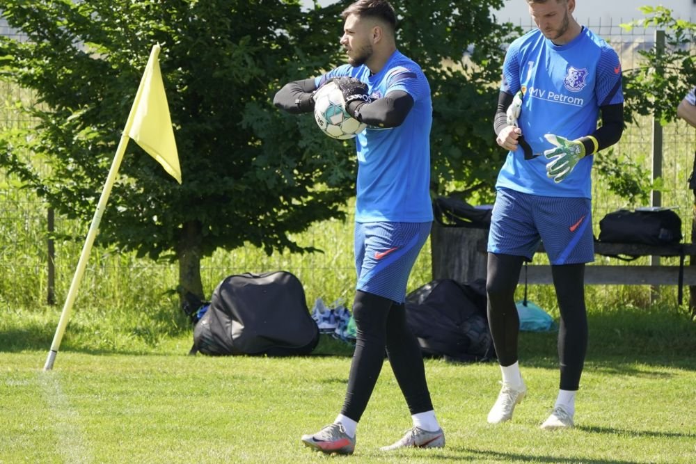 Gica Hagi a condus primul antrenament al Farului Constanta! 28 de fotbalisti, sub comanda 