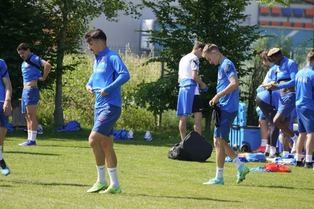 Gica Hagi a condus primul antrenament al Farului Constanta! 28 de fotbalisti, sub comanda 