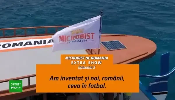 Premiera mondiala! Romanii au jucat fotbal pe un banc de nisip, in mijlocul oceanului. Imaginie incredibile care au cucerit internetul