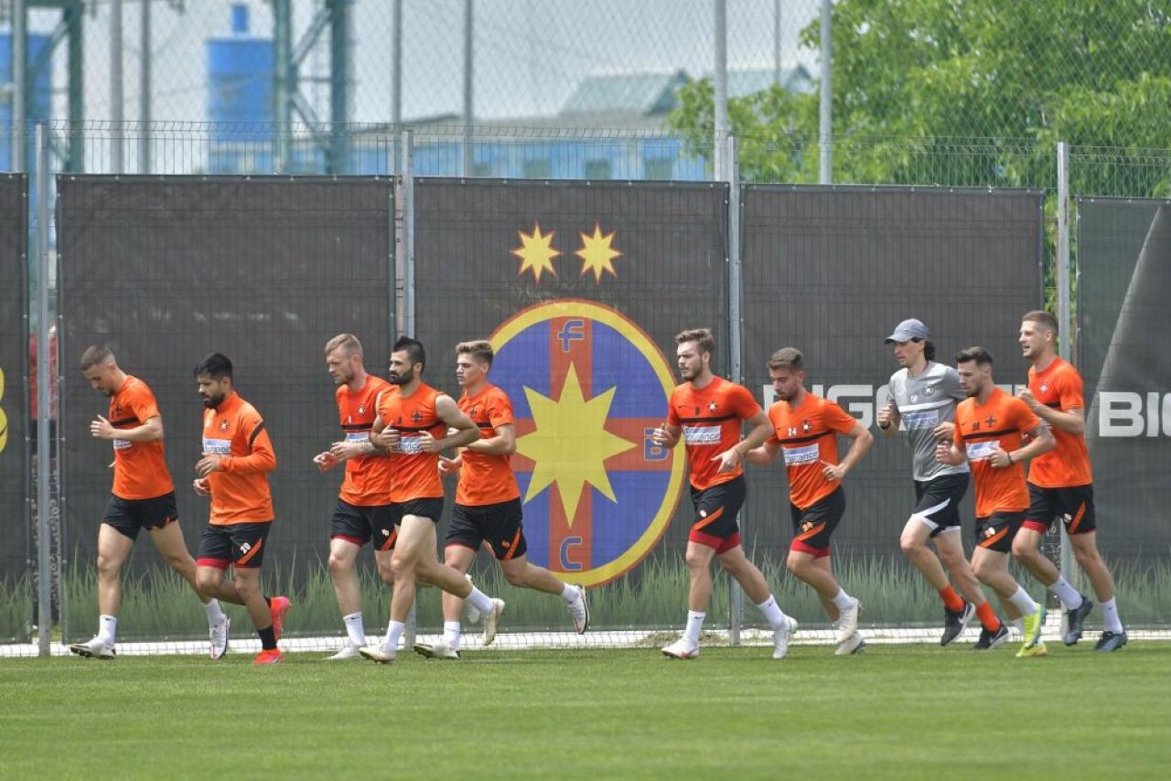 FCSB nu mai merge in Olanda! Decizie de ultima ora a clubului: cantonament in Berceni_1