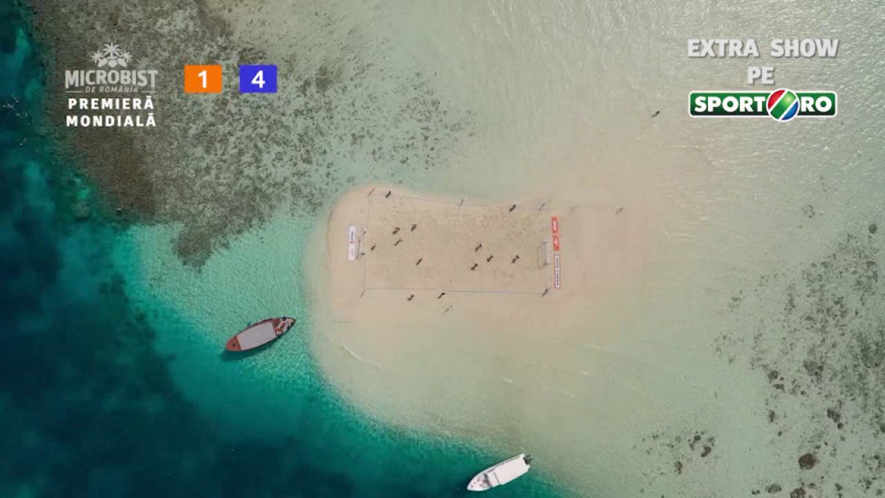 Premiera mondiala! Romanii au jucat fotbal pe un banc de nisip, in mijlocul oceanului. Imaginile incredibile care au cucerit internetul_14