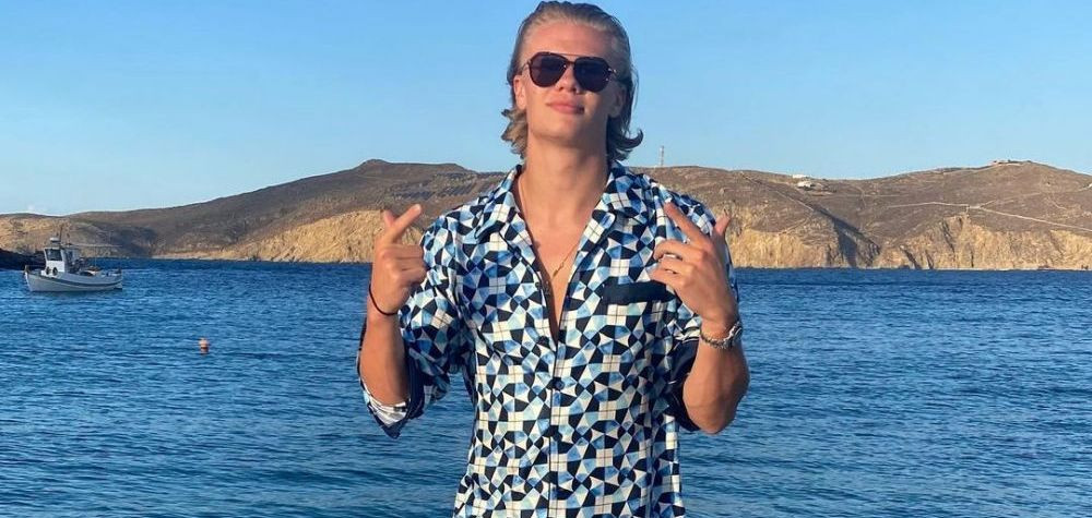 Reactia lui Haaland dupa ce s-a scris ca a aruncat cu bani in Mykonos! Presa internationala a anuntat ca a platit jumatate de milion de euro intr-un restaurant! Ce a spus