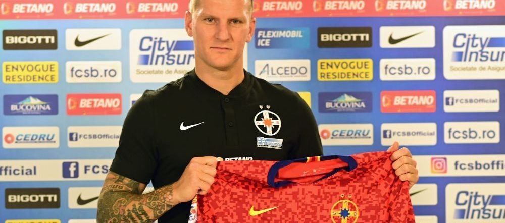 FCSB l-a prezentat oficial pe Ondrasek dupa ce varful de 32 de ani a trecut vizita medicala. Va purta numarul 13_4