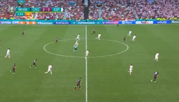 GOOOOL CROATIA! Orsic centreaza in careu, Pasalic reia cu capul si egaleaza!