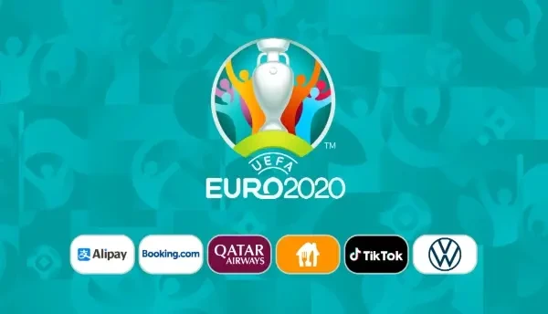 GOOOOOOL ELVETIA! Mbabu centreaza in careu, Seferovic reia cu capul si reduce din diferenta