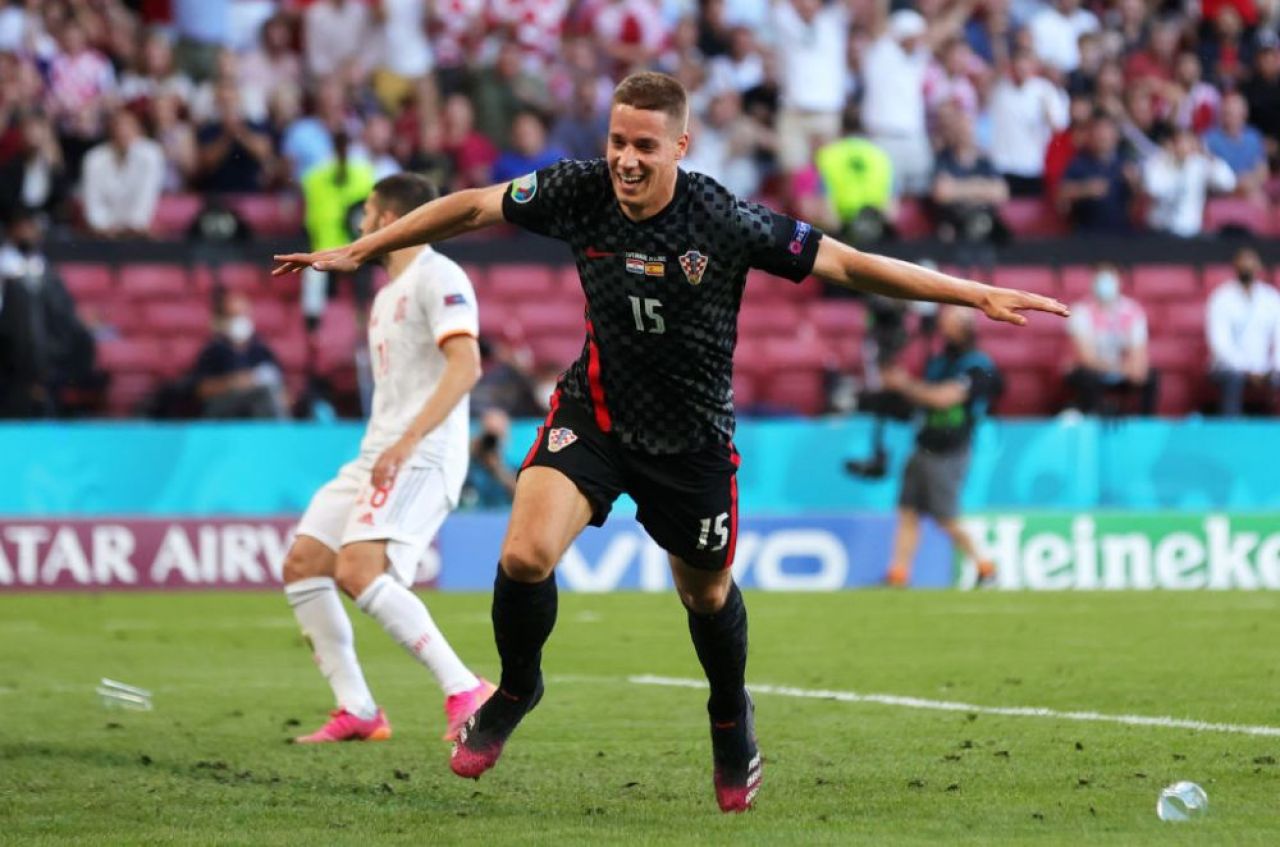 Spectacolul a fost la el acasa in cele doua optimi ale Campionatului European! Cele mai spectaculoase imagini din dramatismul trait_6