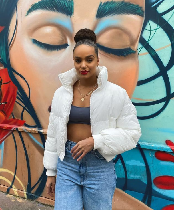 Presupusa iubita a lui Kylian Mbappe, aparitie spectaculoasa in costum de baie. Tanara de 23 de ani este model si arata incredibil _13