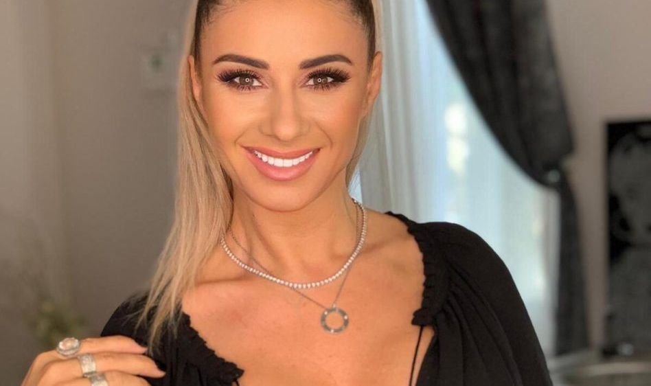 Dezbracati, in pat! Anamaria Prodan, dezvaluiri de ultima ora dupa ce s-a scris ca Reghe a petrecut cu femei in Delta. A postat imaginea pe net_2