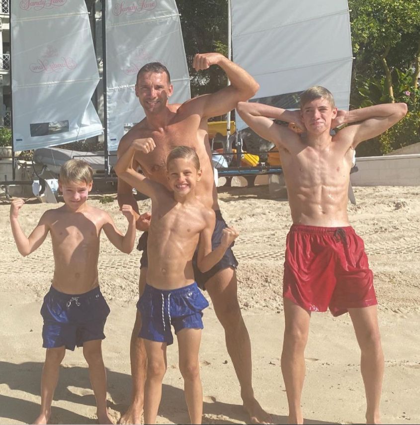 Andriy Shevchenko are o familie superba. E casatorit cu un model si au patru baieti impreuna: cat de bine arata sotia sa GALERIE FOTO _9