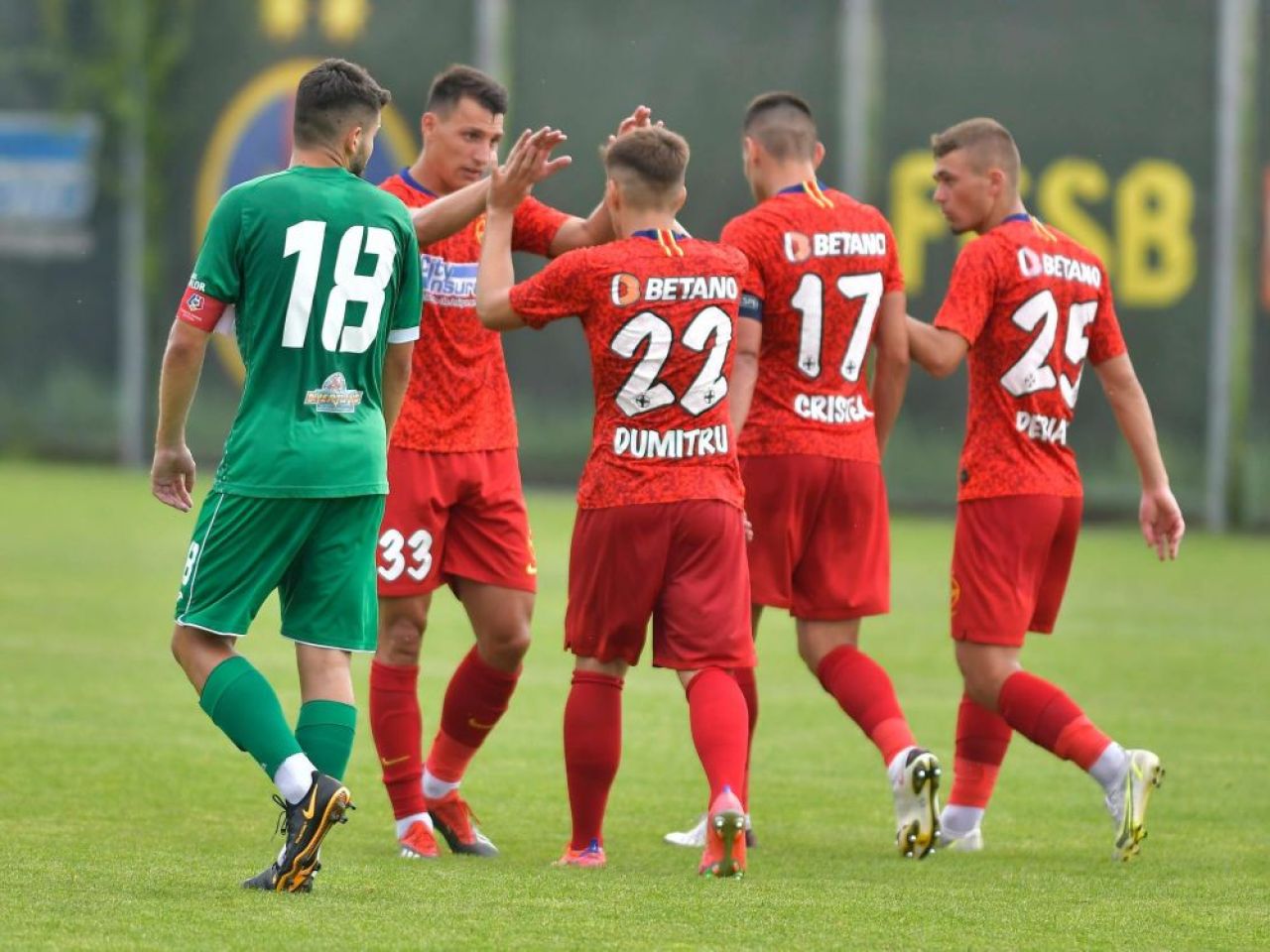 O noua victorie categorica obtinuta de FCSB in amicale! Trupa lui Todoran a zdrobit-o pe Concordia. Cele mai tari imagini din timpul meciului _12