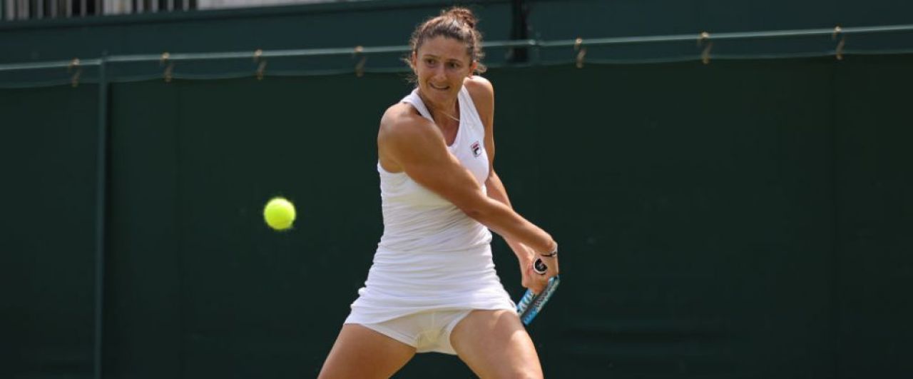 Rezultat dezastruos: Irina Begu, distrusa de Iga Swiatek (20 de ani, 9 WTA), scor 6-1, 6-0 in turul 3 la Wimbledon. Premiu financiar considerabil incasat de Begu, in ciuda esecului dureros _7