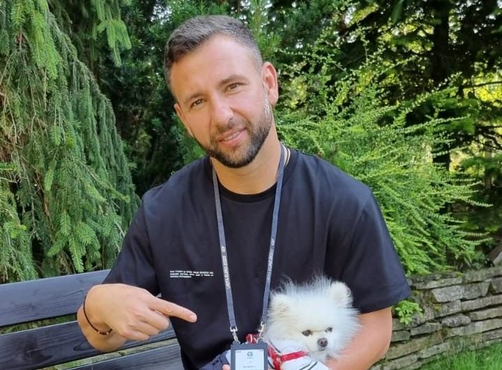 Ipostaza inedita in care a fost pus Razvan Rat. Celebrul fotbalist roman, ambasador al campaniei Star of the Match la EURO 2020 _4