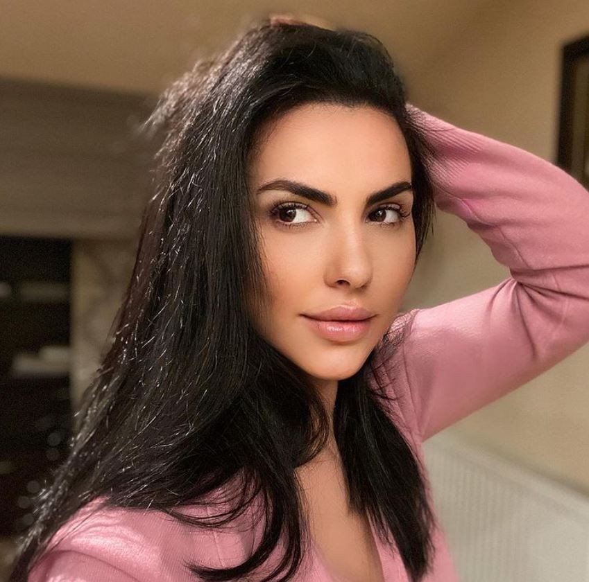 Lavinia Pîrva, extrem de sexy la antrenamente! Cum se menține în formă artista?_13