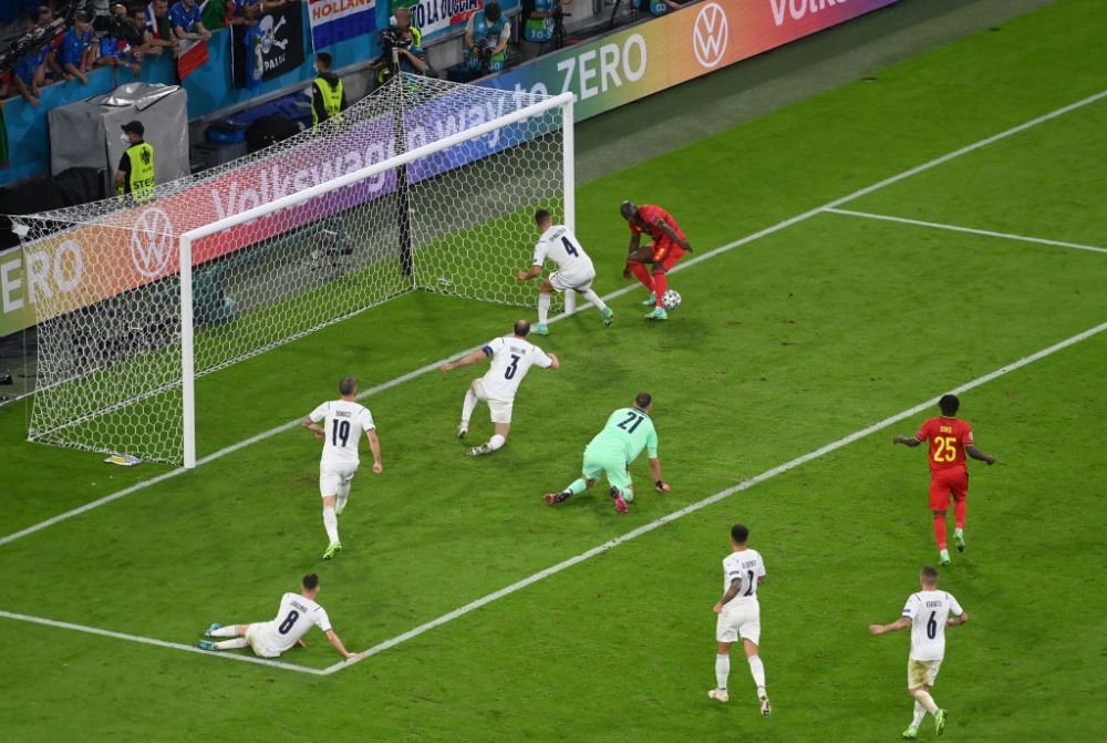 Nu mai stiu sa piarda! Italia, a doua semifinalista si se anunta spectacol cu Spania! Lukaku a inscris din penalty, dar nu a fost de ajuns! Aici ai ce s-a intamplat in Belgia 1-2 Italia_7