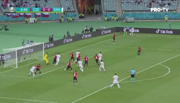 Au castigat cu inima! :) Danemarca e in semifinale dupa victoria cu Cehia! Schick a inscris, dar nu a fost de ajuns! Aici ai tot ce s-a intamplat in Cehia 1-2 Danemarca