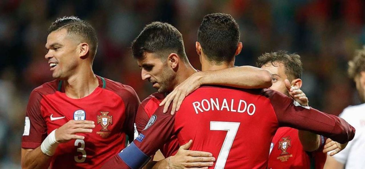 PAOK a reusit primul super transfer de la revenirea lui Razvan Lucescu! Atacantul care a fost coleg cu Ronaldo la nationala promite spectacol pentru greci_1