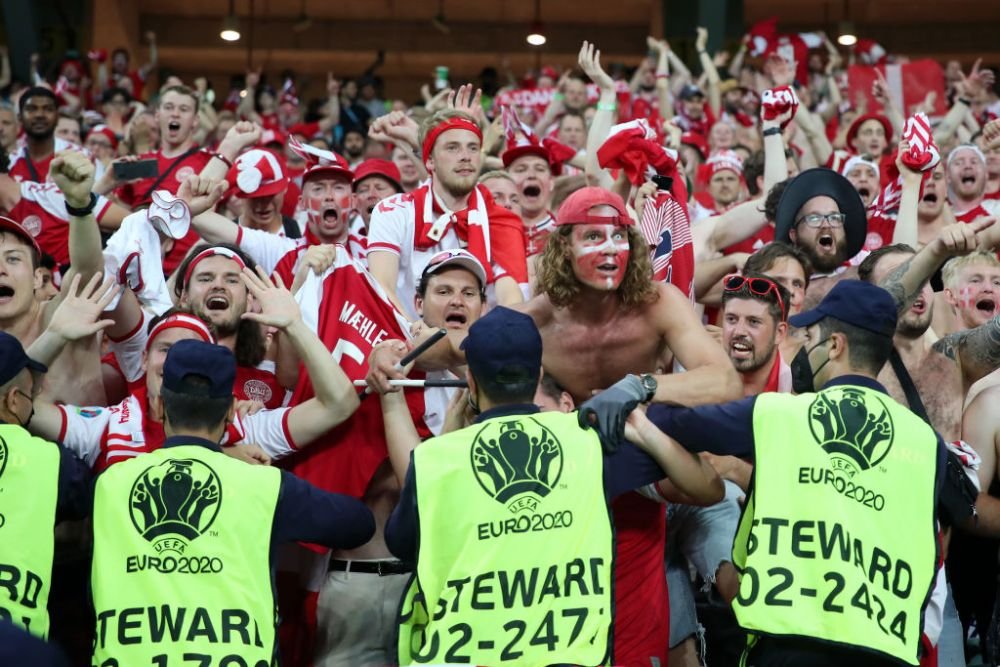 FOTO De la drama lui Eriksen la calificarea in semifinale. Bucuria danezilor in cele mai impresionante imagini de la Baku_9