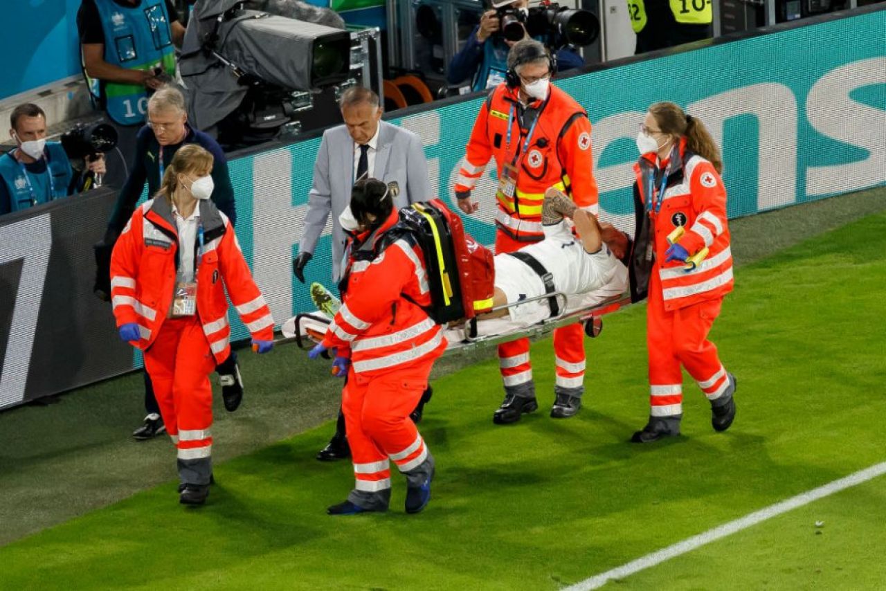 Sora lui Courtois isi cere scuze dupa scandalul provocat la meciul cu Italia! Ce s-a intamplat in momentul in care Spinazzola s-a accidentat_2
