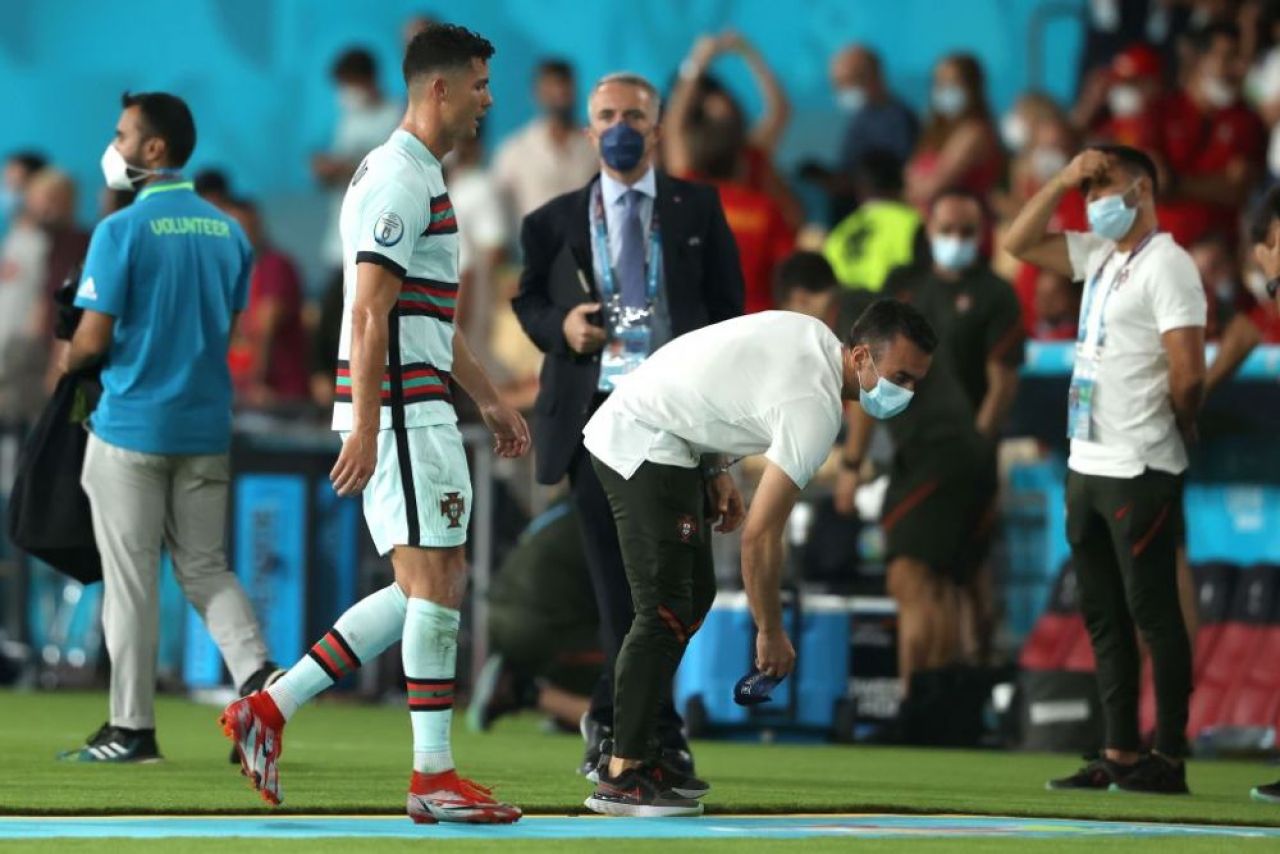 Decizia luata de Cristiano Ronaldo dupa dezmagirea de la EURO. Ce a facut la cateva zile dupa eliminarea Portugaliei _8