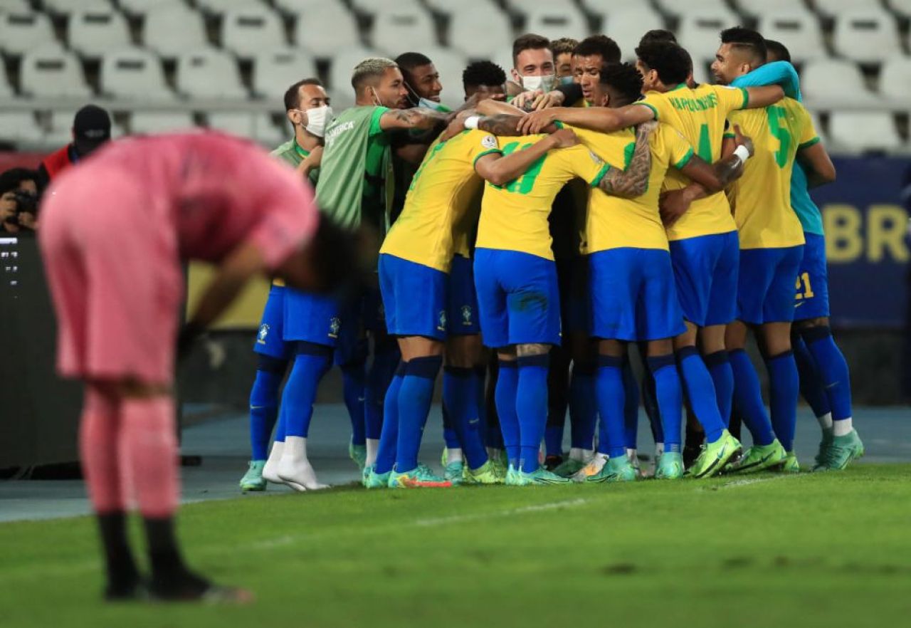 Neymar Jr. magic, Brazilia in finala Copa America. Faza spectaculoasa dupa care s-a marcat singurul gol al meciului cu Peru VIDEO _4