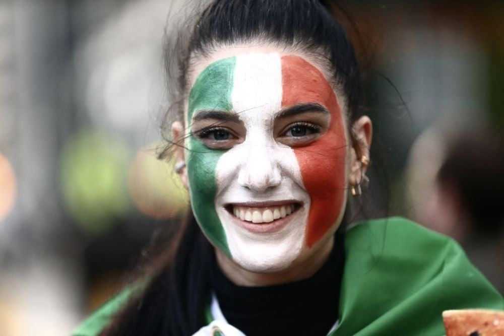 A fost show total! Italia si Spania au facut spectacol pe teren, suporterii s-au dat in spectacol in tribune. Imaginile zilei la Euro 2020_5
