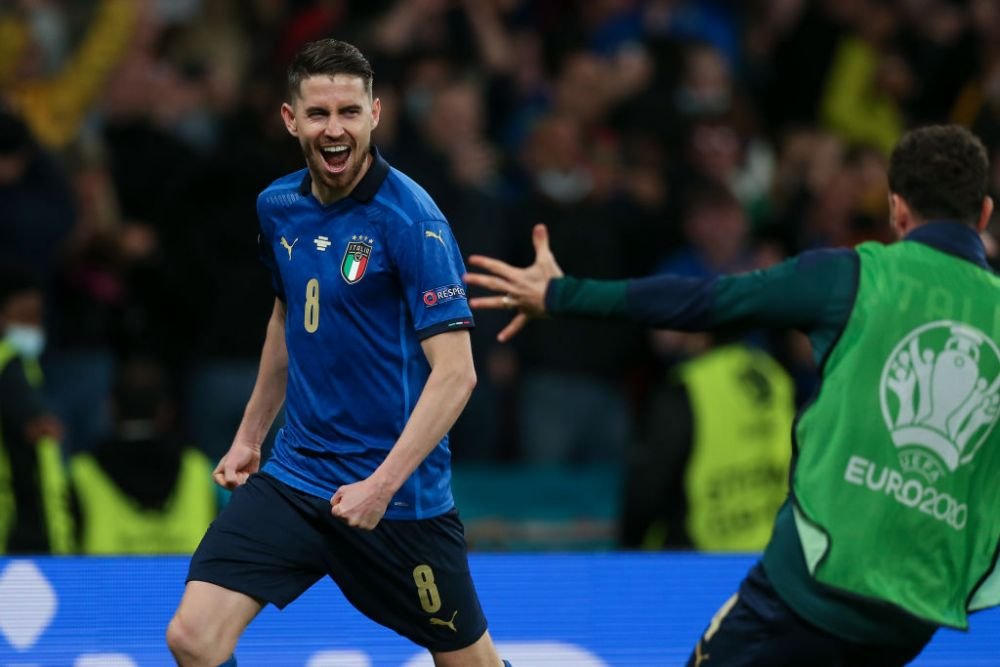 A fost show total! Italia si Spania au facut spectacol pe teren, suporterii s-au dat in spectacol in tribune. Imaginile zilei la Euro 2020_20