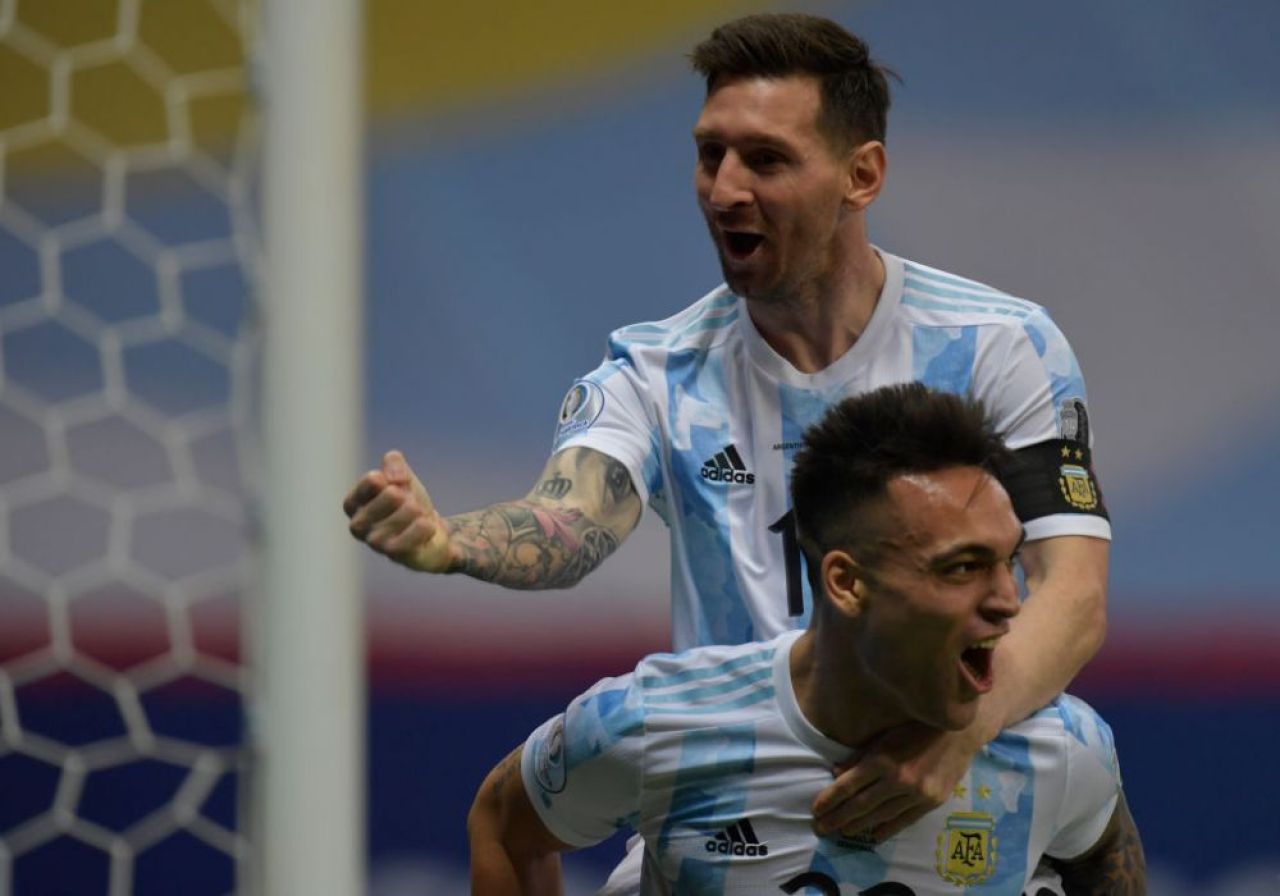 Lionel Messi, insangerat in semifinalele Copa America. A jucat accidentat din minutul 57, iar imaginile cu el au facut inconjurul lumii _2