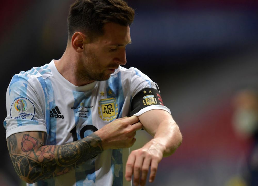 Lionel Messi, insangerat in semifinalele Copa America. A jucat accidentat din minutul 57, iar imaginile cu el au facut inconjurul lumii _3