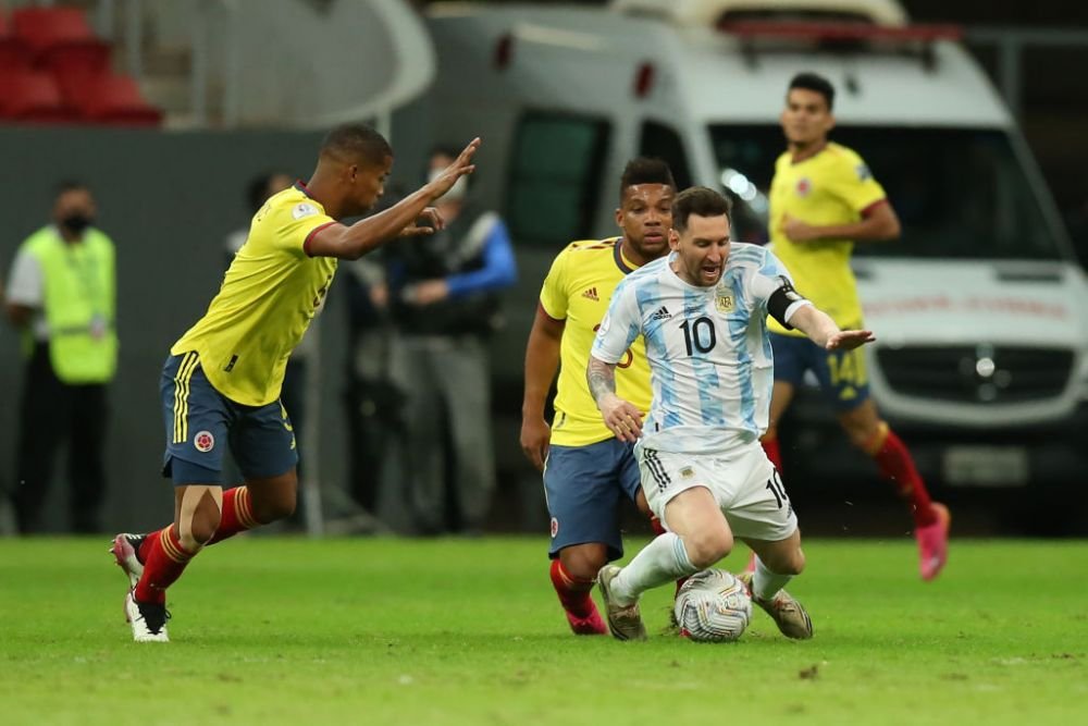Lionel Messi, insangerat in semifinalele Copa America. A jucat accidentat din minutul 57, iar imaginile cu el au facut inconjurul lumii _5