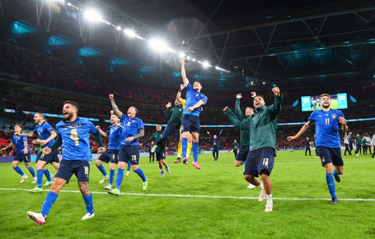 Imagini fabuloase cu Spinazzola! Fundasul a urlat de fericire, dupa ce Italia s-a calificat in finala EURO 2020.