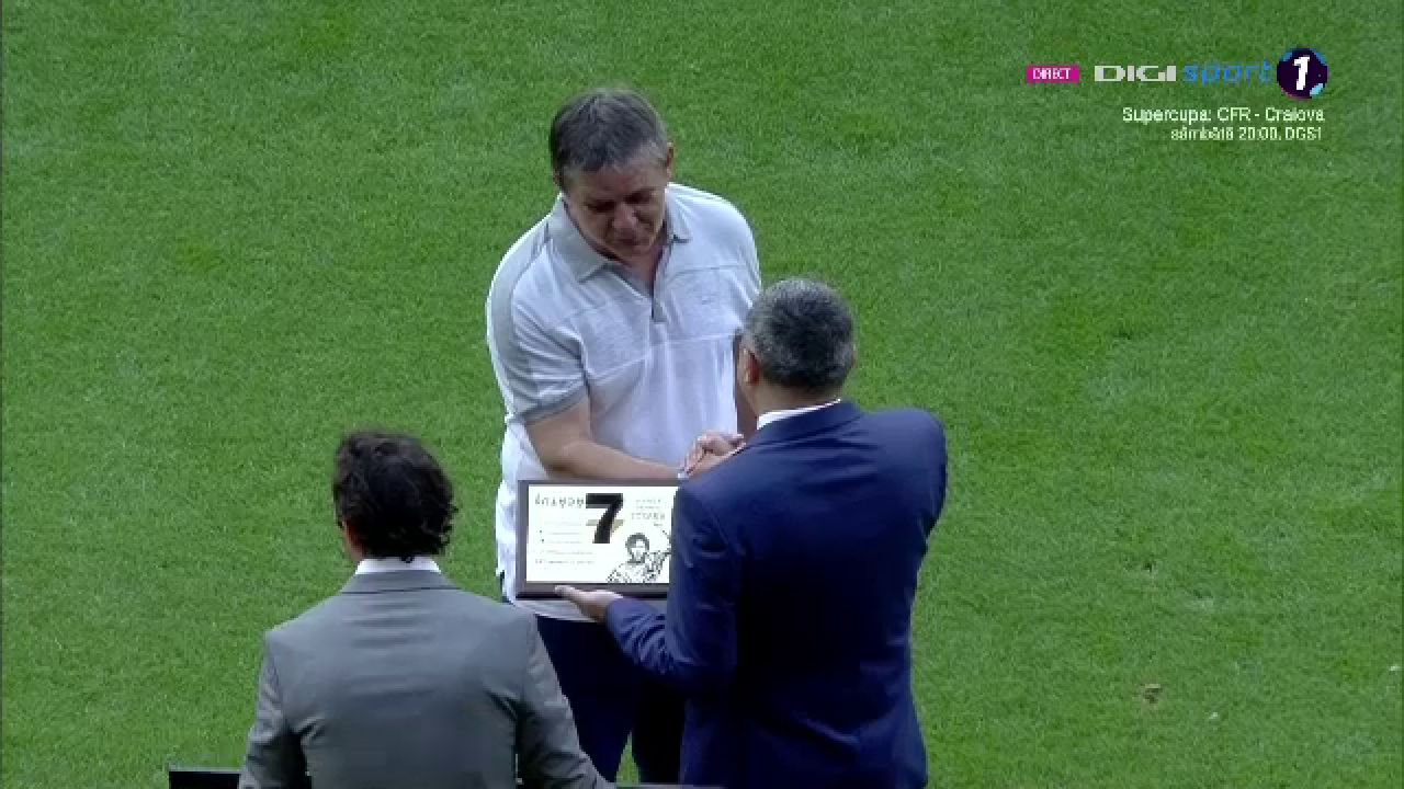 Imagini de senzatie din Ghencea! Tricoul cu numarul sapte a fost retras oficial! Cum a decurs ceremonia _40