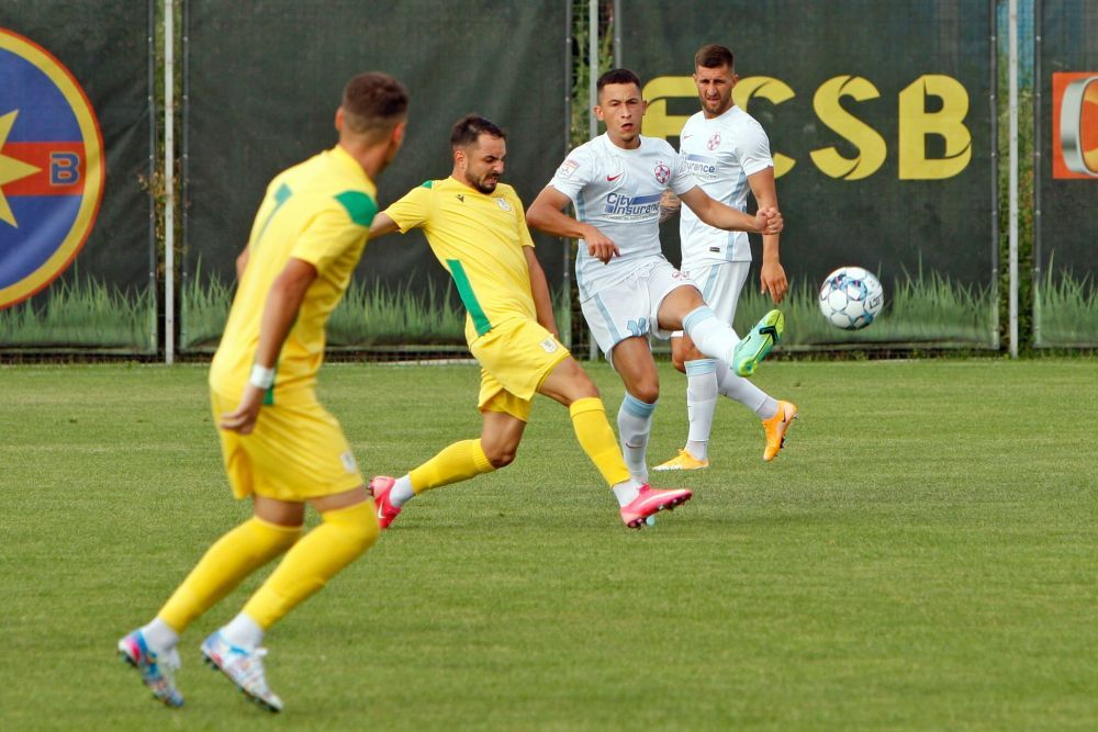 FCSB o bate si pe CS Mioveni si are un record perfect in amicale! Ondrasek, la debut! Cum s-a descurcat atacantul _5