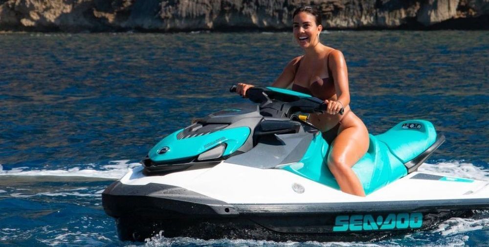 Georgina lui Ronaldo face senzatie in vacanta! Ipostazele incendiare in care a fost surprinsa partenera superstarului_12