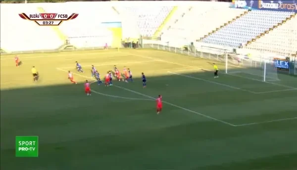 GOOOOL FCSB! Oaida a deschis scorul dupa o respingere gresita a portarului