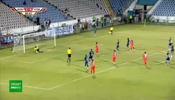 Penalty scos de Cristi Dumitru! Vina transforma spectaculos si duce scorul la 5-1