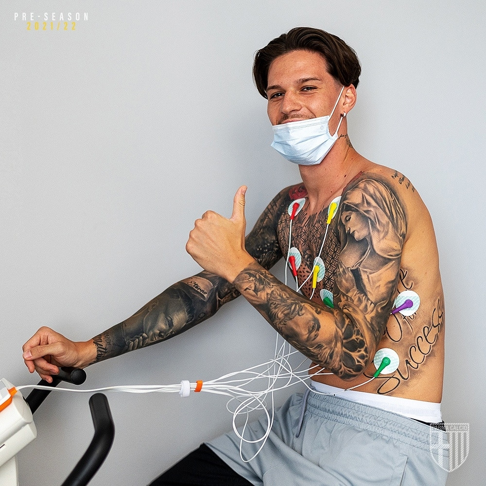 Dennis Man, laudat de presa din Italia:&nbsp; Este exact profilul de jucator pe care il cauta AC Milan in acest moment