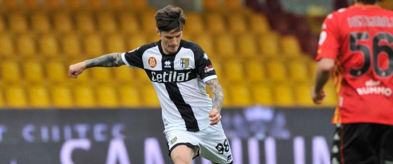 Dennis Man, laudat de presa din Italia: