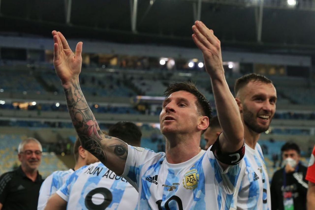 Nu s-au mai putut desparti unul de celalalt! Imagini emotionante cu Messi si Neymar imediat dupa ce s-a incheiat Copa America_4