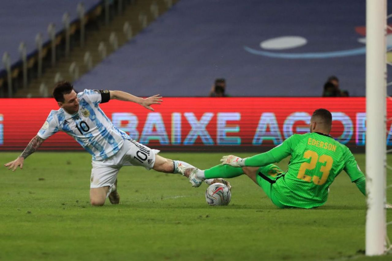 Ratare ireala a lui Messi in finala Copa America! Ce a putut sa faca dupa ce a fost lasat singur cu portarul VIDEO _3