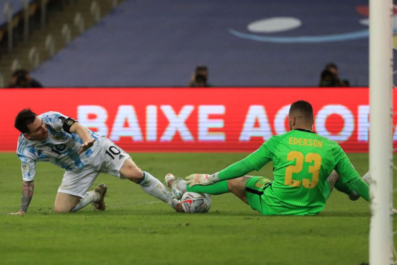 Ratare ireala a lui Messi in finala Copa America! Ce a putut sa faca dupa ce a fost lasat singur cu portarul VIDEO _4