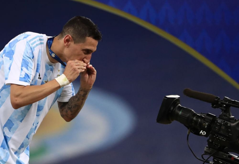 FOTO Messi i-a ingenunchiat pe brazilieni chiar pe Maracana! Cele mai frumoase imagini de la sarbatoarea argentinienilor_21
