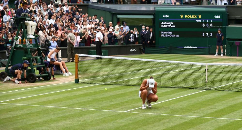 A castigat Ashleigh Barty Wimbledonul accidentata? Era o accidentare de doua luni, echipa nu mi-a spus! A fost un miracol sa pot juca!