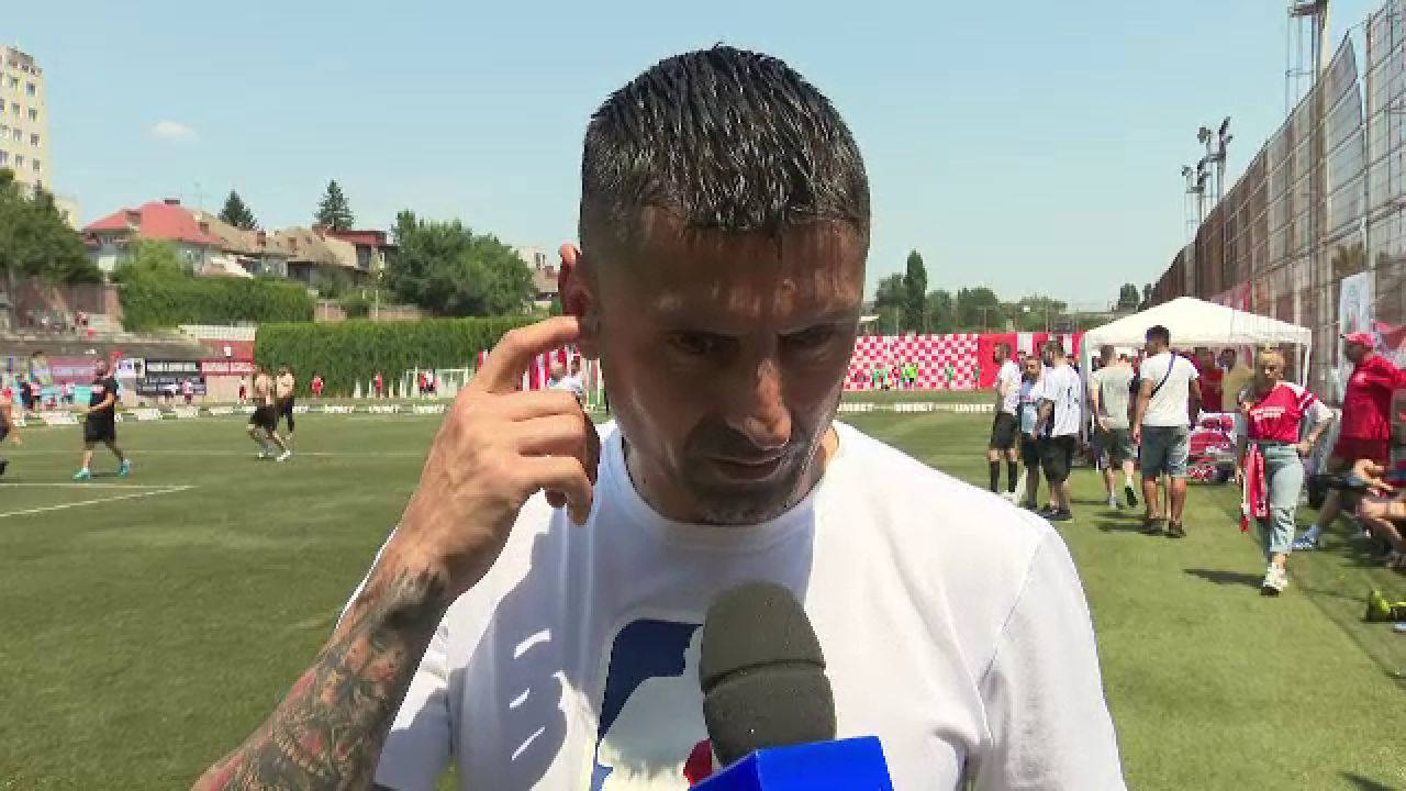 Uhrin s-a despartit in urale de fanii lui Dinamo la Cupa DDB! Imagini de senzatie. Ce au spus Muresan si Danciulescu despre Bonetti_1