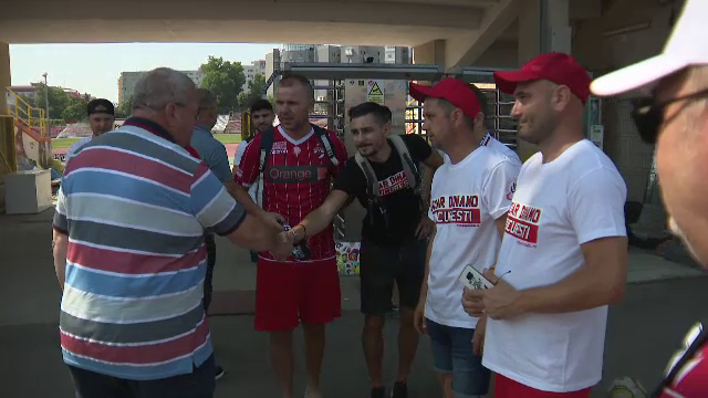 Uhrin s-a despartit in urale de fanii lui Dinamo la Cupa DDB! Imagini de senzatie. Ce au spus Muresan si Danciulescu despre Bonetti_5