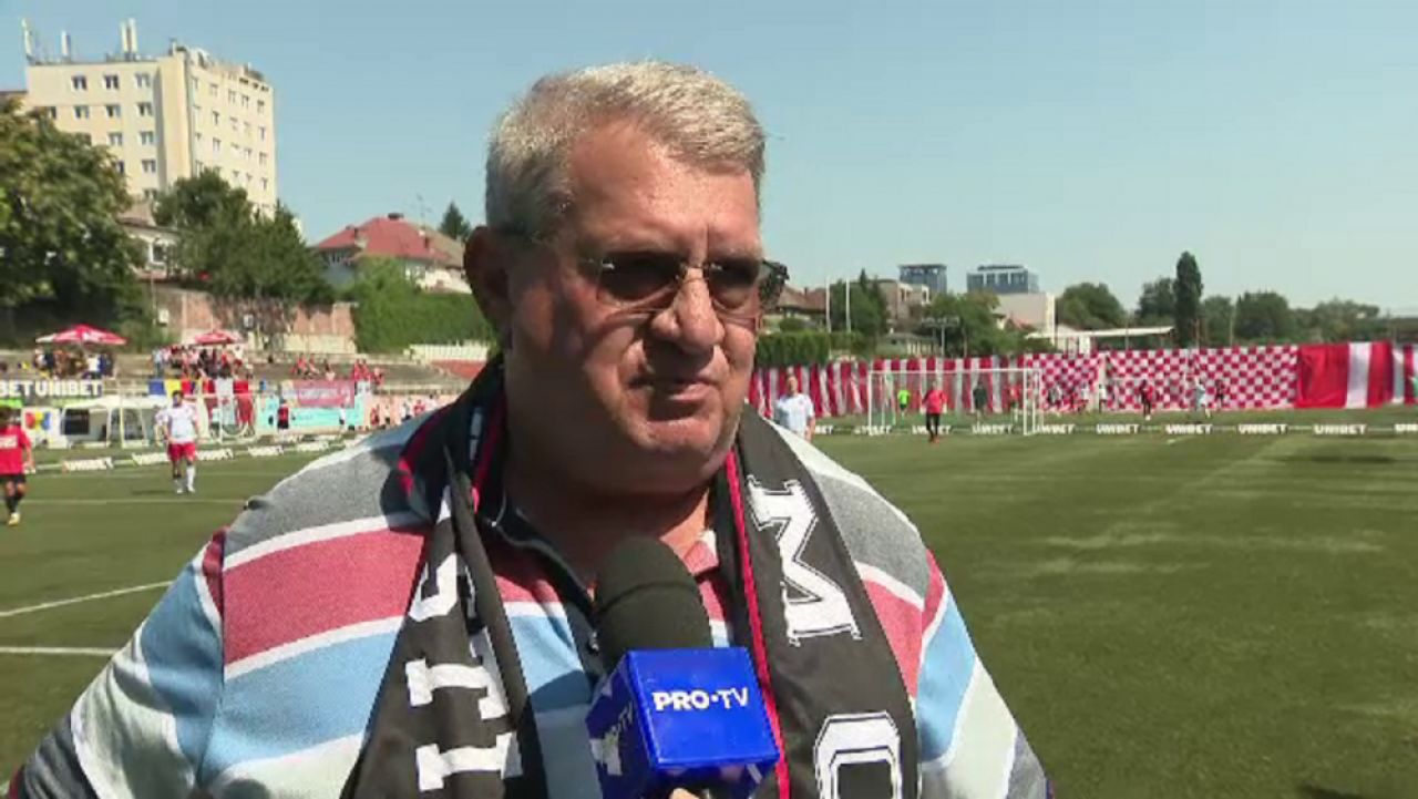 Uhrin s-a despartit in urale de fanii lui Dinamo la Cupa DDB! Imagini de senzatie. Ce au spus Muresan si Danciulescu despre Bonetti_12